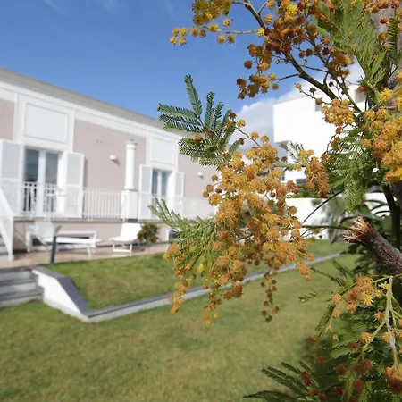 Maison De Charme לינה וארוחת בוקר 4*