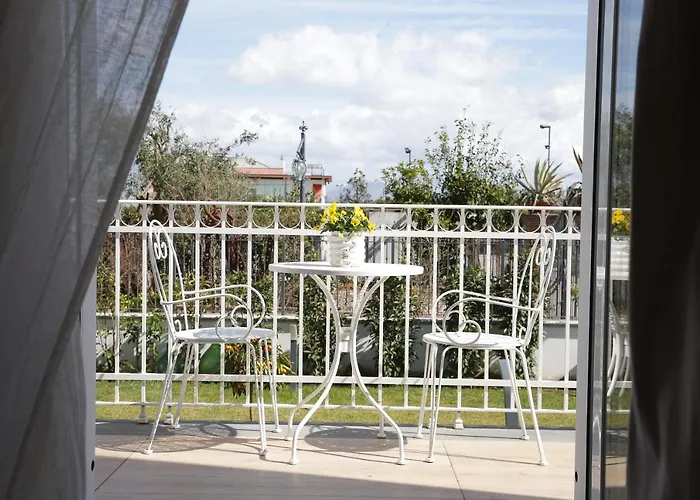 Maison De Charme לינה וארוחת בוקר פומפיי