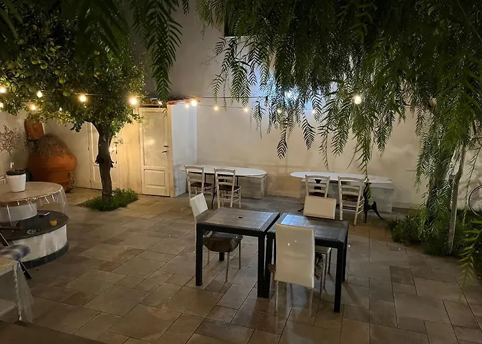 לינה וארוחת בוקר Maison De Charme 4*