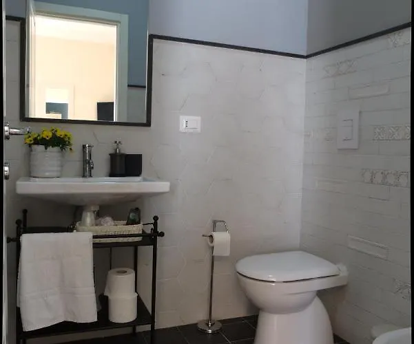 לינה וארוחת בוקר Maison De Charme 4*