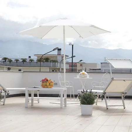 Maison De Charme Bed & Breakfast