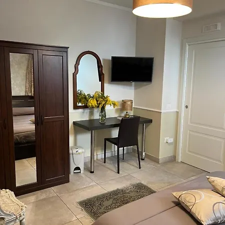 Bed & Breakfast Maison De Charme 4*