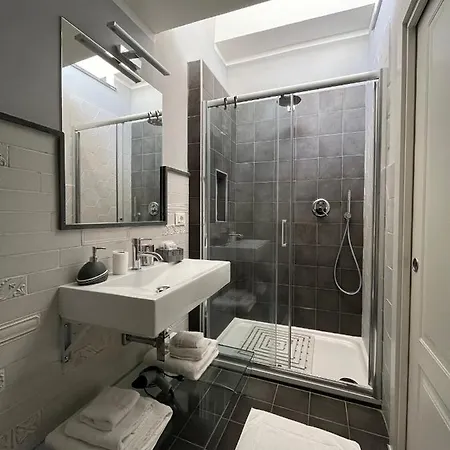 Maison De Charme Bed & Breakfast 4*