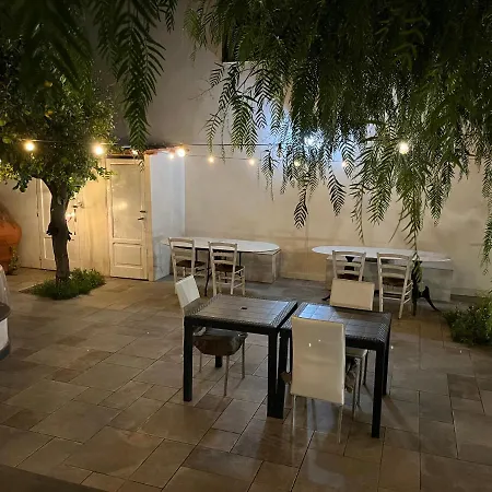 فندق مبيت وإفطار Maison De Charme 4*