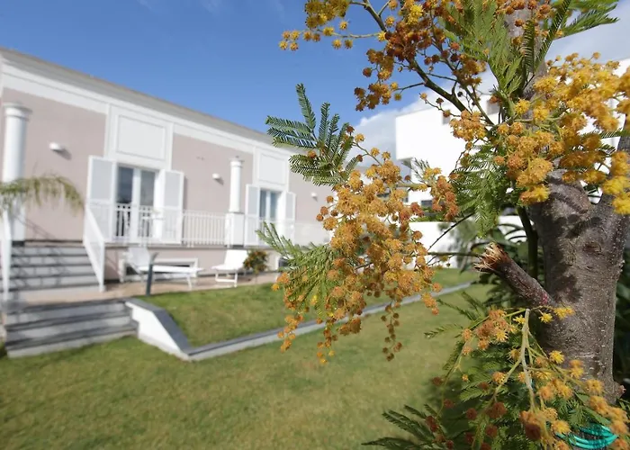 Maison De Charme Alojamento de Acomodação e Pequeno-almoço 4*